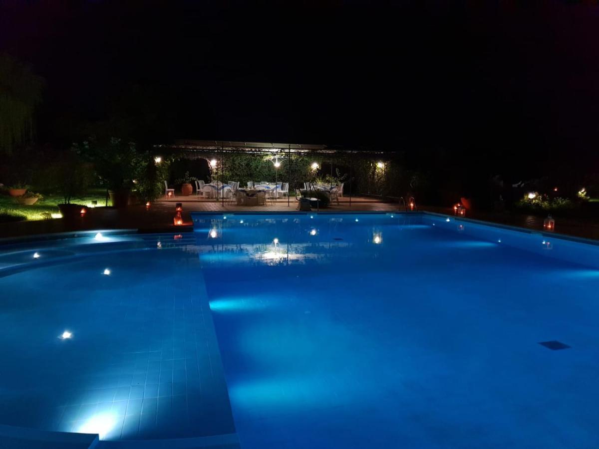 Tenuta Donnanna Agriturismo&Glamping Galatone Kültér fotó