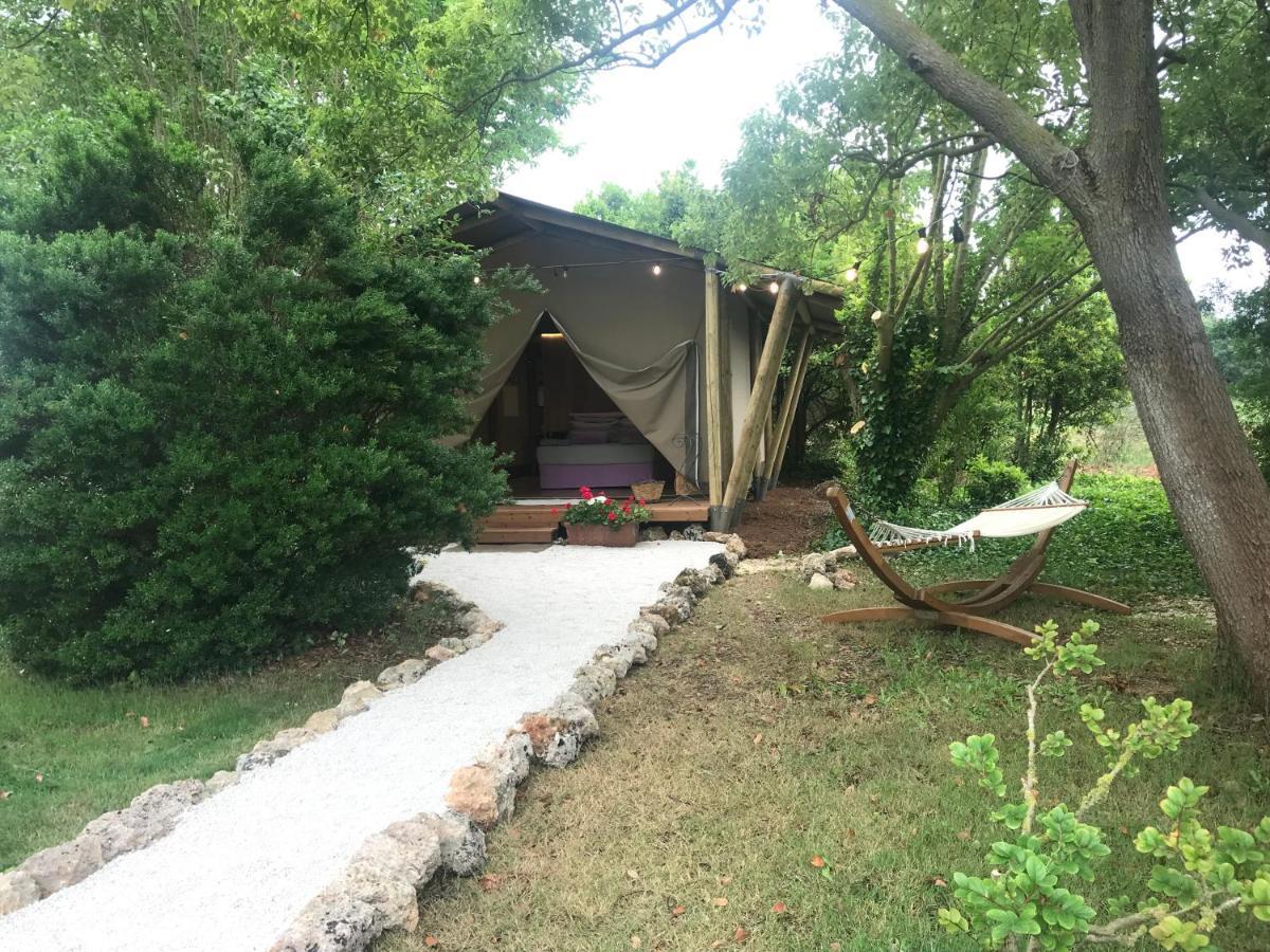 Tenuta Donnanna Agriturismo&Glamping Galatone Kültér fotó